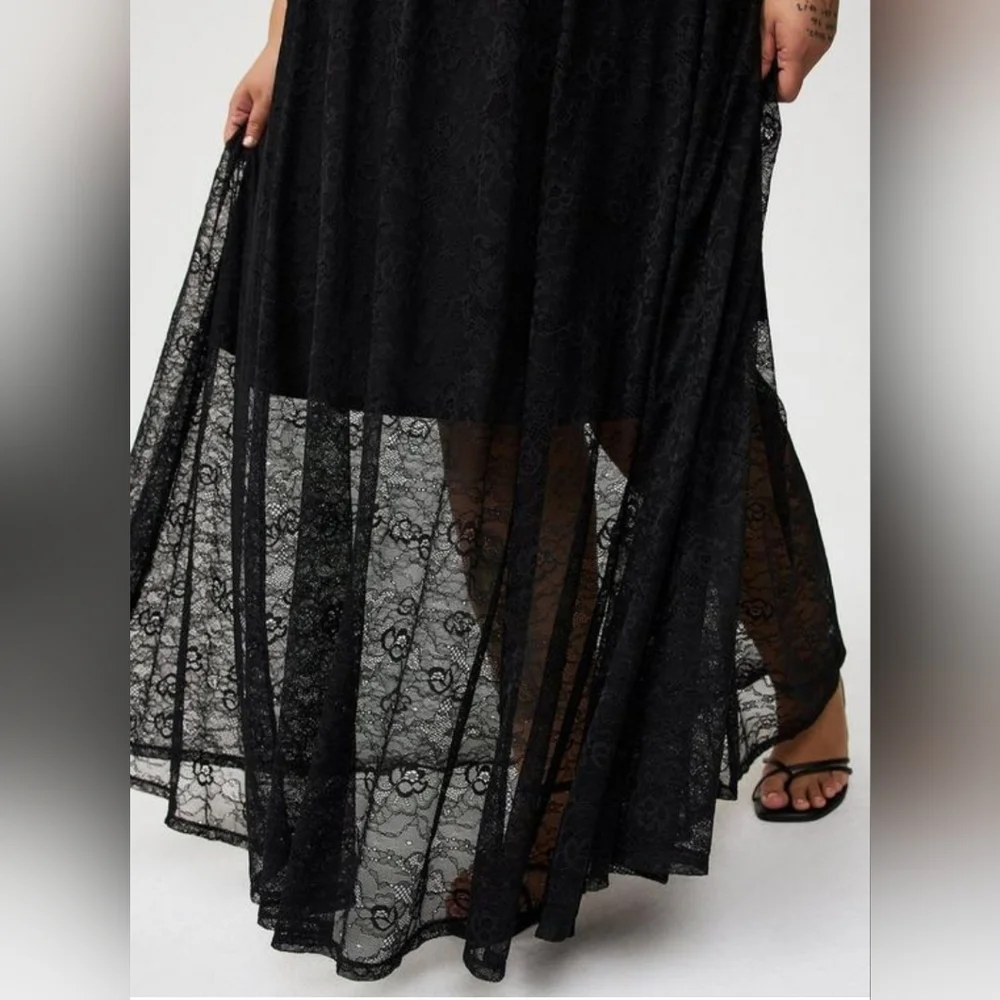 Torrid Lace Top And‎ Maxi Skirt Set